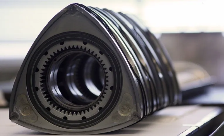 10.1.6. Motor rotativo (Wankel)