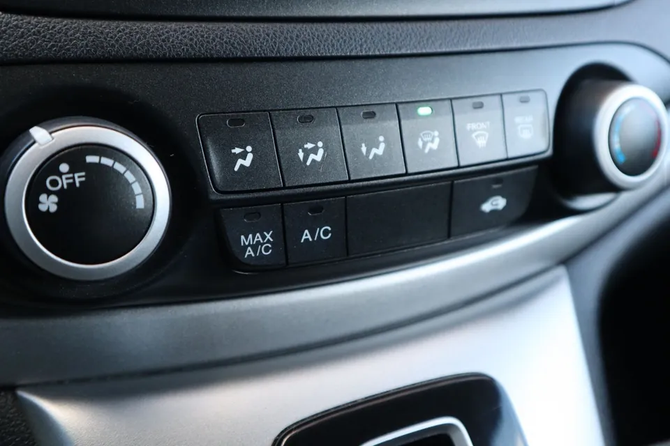 8.3.2. Controles de climatización